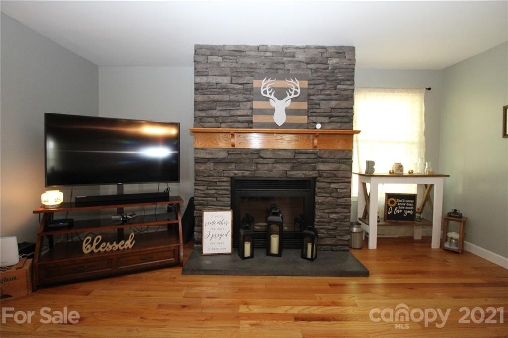 2532 Zacks Farm Road Lenoir, NC 28645 - Photo 11 of 40 Gallery Image 11