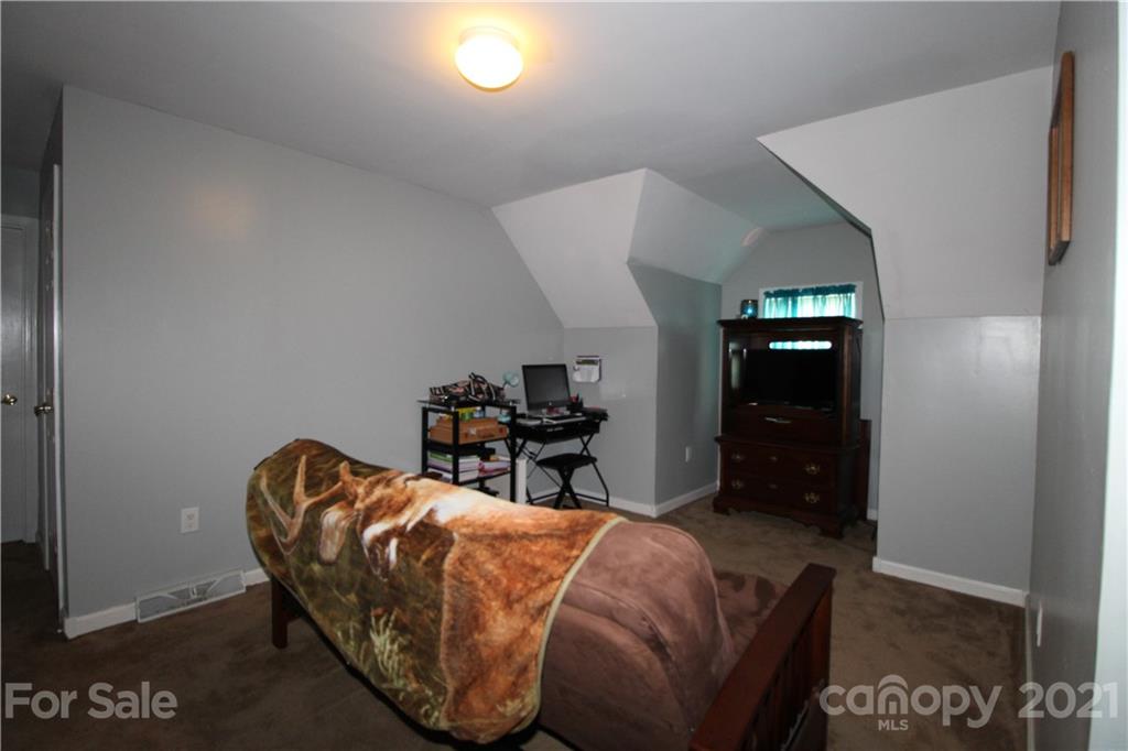 2532 Zacks Farm Road Lenoir, NC 28645 - Photo 32 of 40 Gallery Image 32