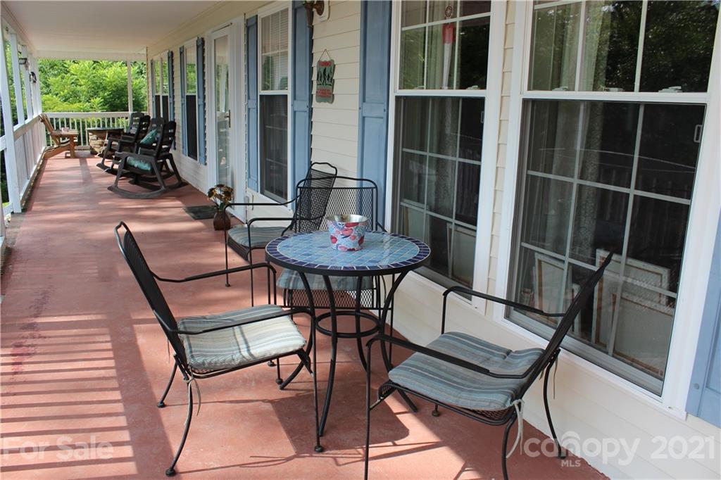 2532 Zacks Farm Road Lenoir, NC 28645 - Photo 5 of 40 Gallery Image 5