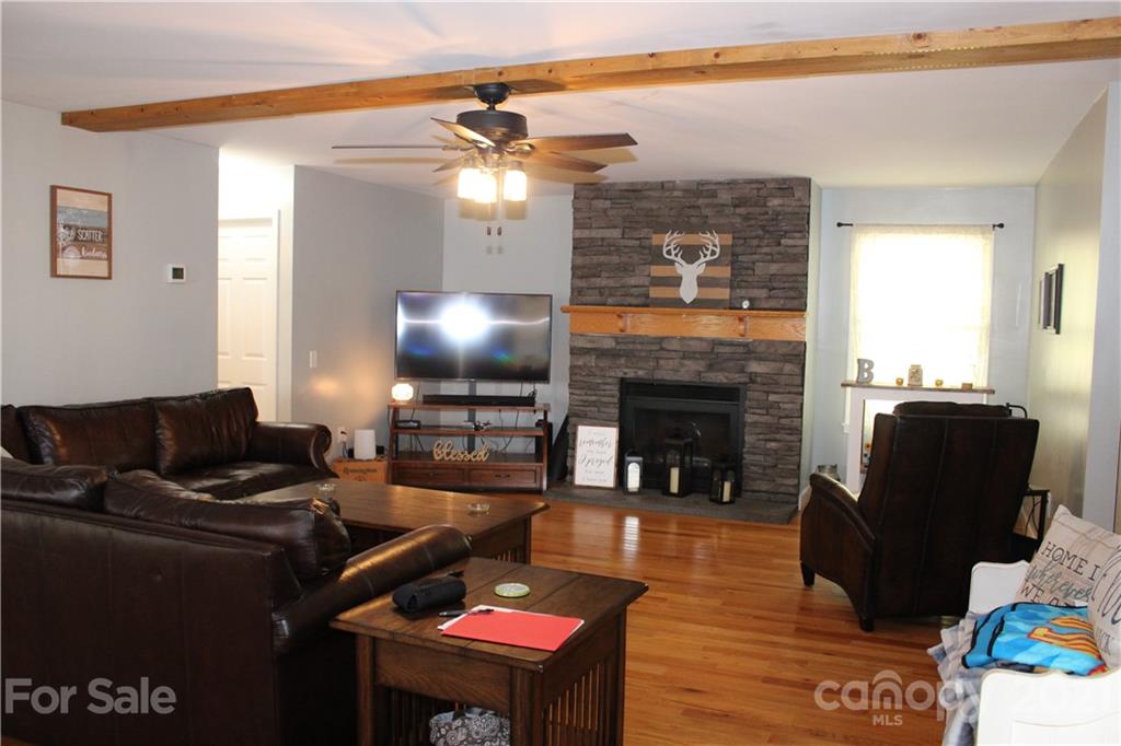 2532 Zacks Farm Road Lenoir, NC 28645 - Photo 10 of 40 Gallery Image 10