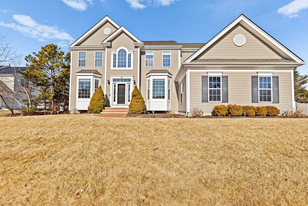 550 Raymond Road Plymouth, MA 02360 - Photo 1 of 41 Gallery Image 1