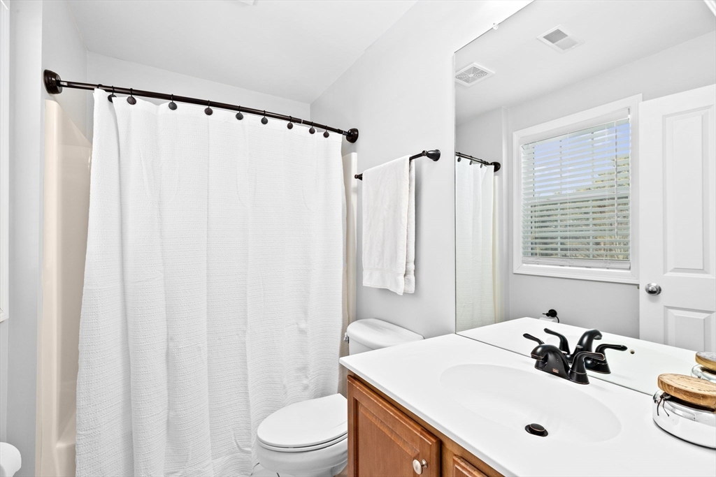 550 Raymond Road Plymouth, MA 02360 - Photo 34 of 41 Gallery Image 34