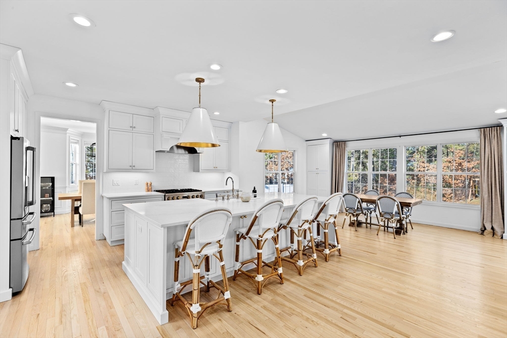 550 Raymond Road Plymouth, MA 02360 - Photo 7 of 41 Gallery Image 7