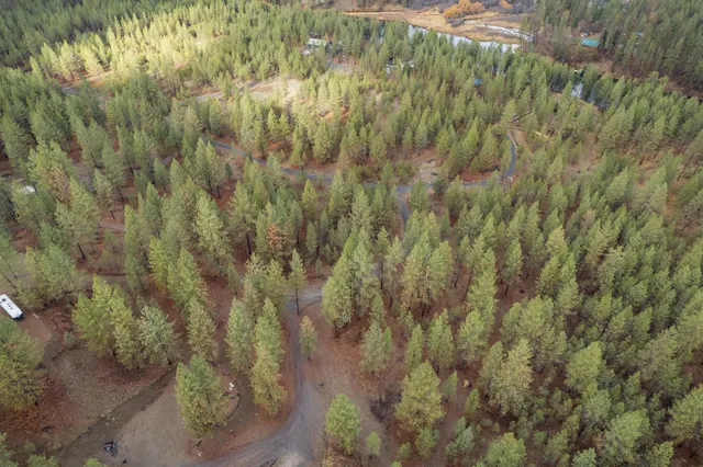 $689,000 | 52282 Woods Lane East, Ford, WA 99013