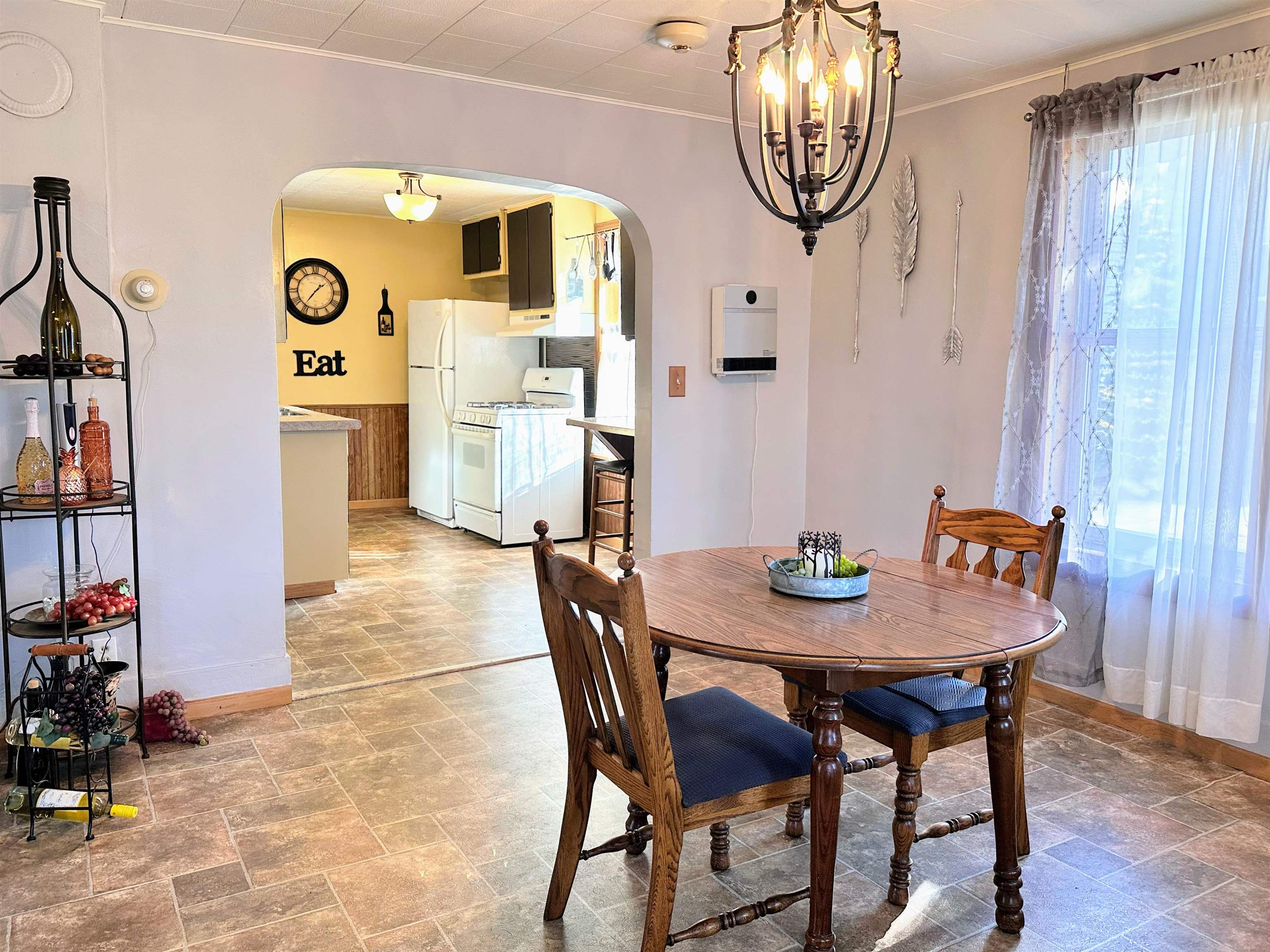 412 North Wacouta Avenue Prairie du Chien, WI 53821 - Photo 10 of 26