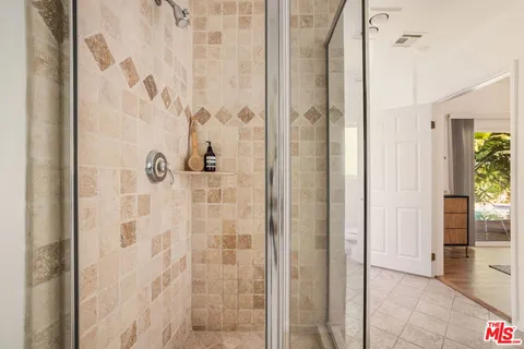 $2,698,000 | 1220 North Norman Place, Los Angeles, CA 90049