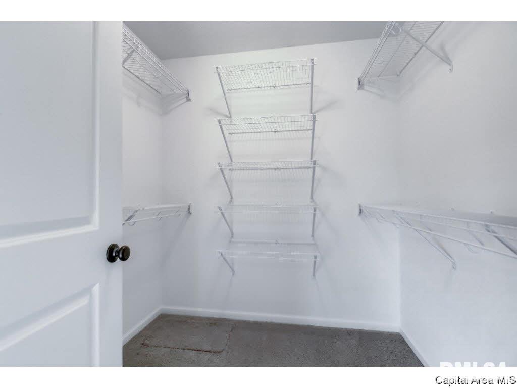 4512 Castle Pines Drive Springfield, IL 62711 - Photo 16 of 29 Gallery Image 16