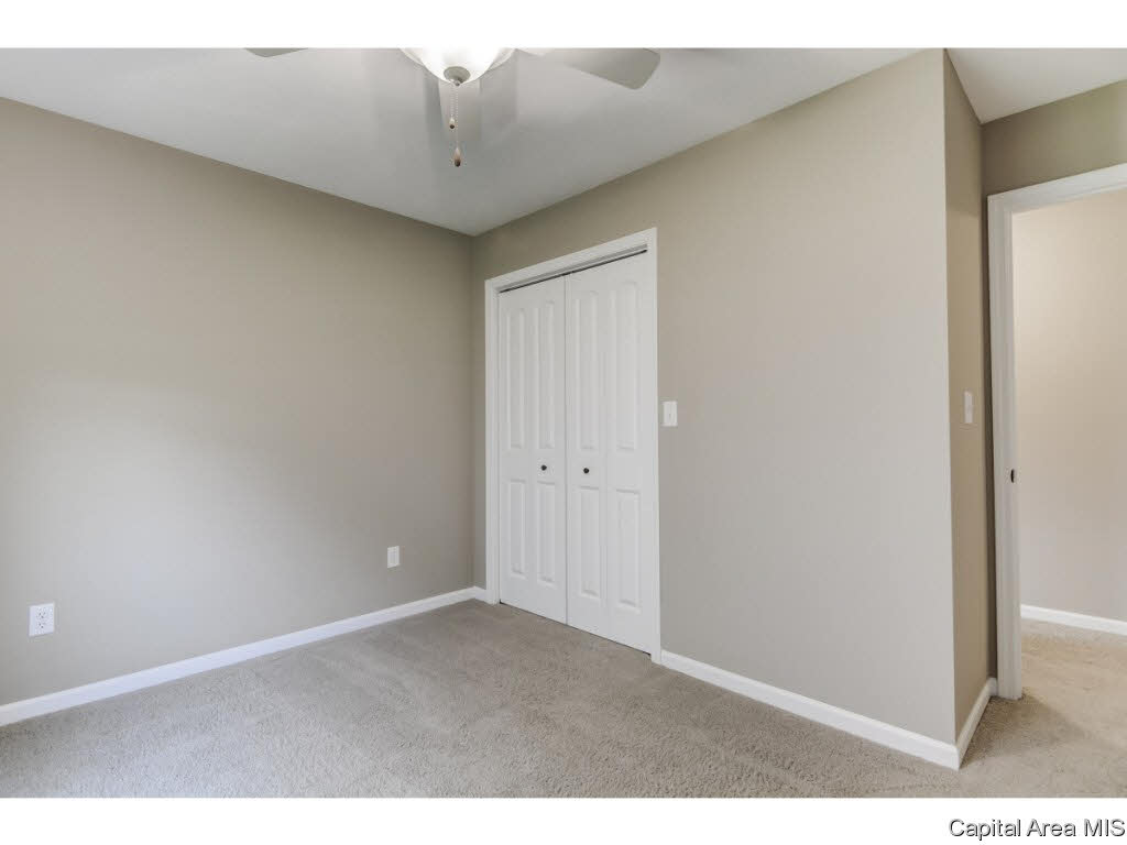 4512 Castle Pines Drive Springfield, IL 62711 - Photo 18 of 29 Gallery Image 18