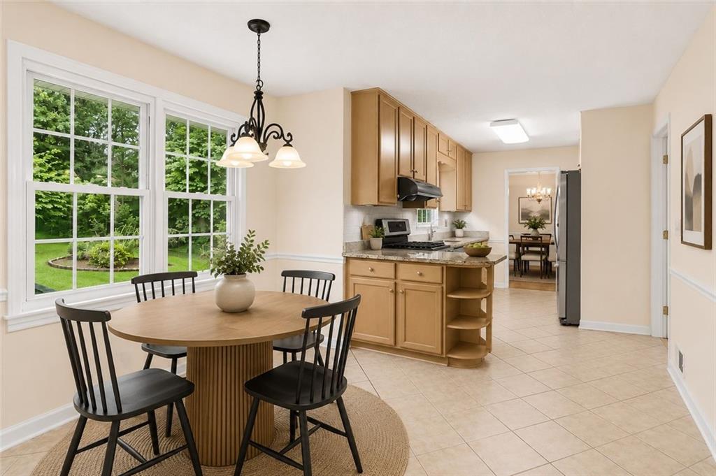 1683 Oak Ridge Circle Southwest Stone Mountain, GA 30087 - Photo 13 of 45