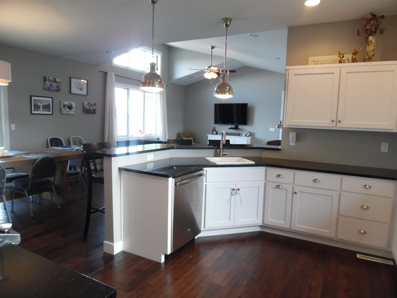 394 Claytons Way Metamora, IL 61548 - Photo 13 of 34 Gallery Image 13
