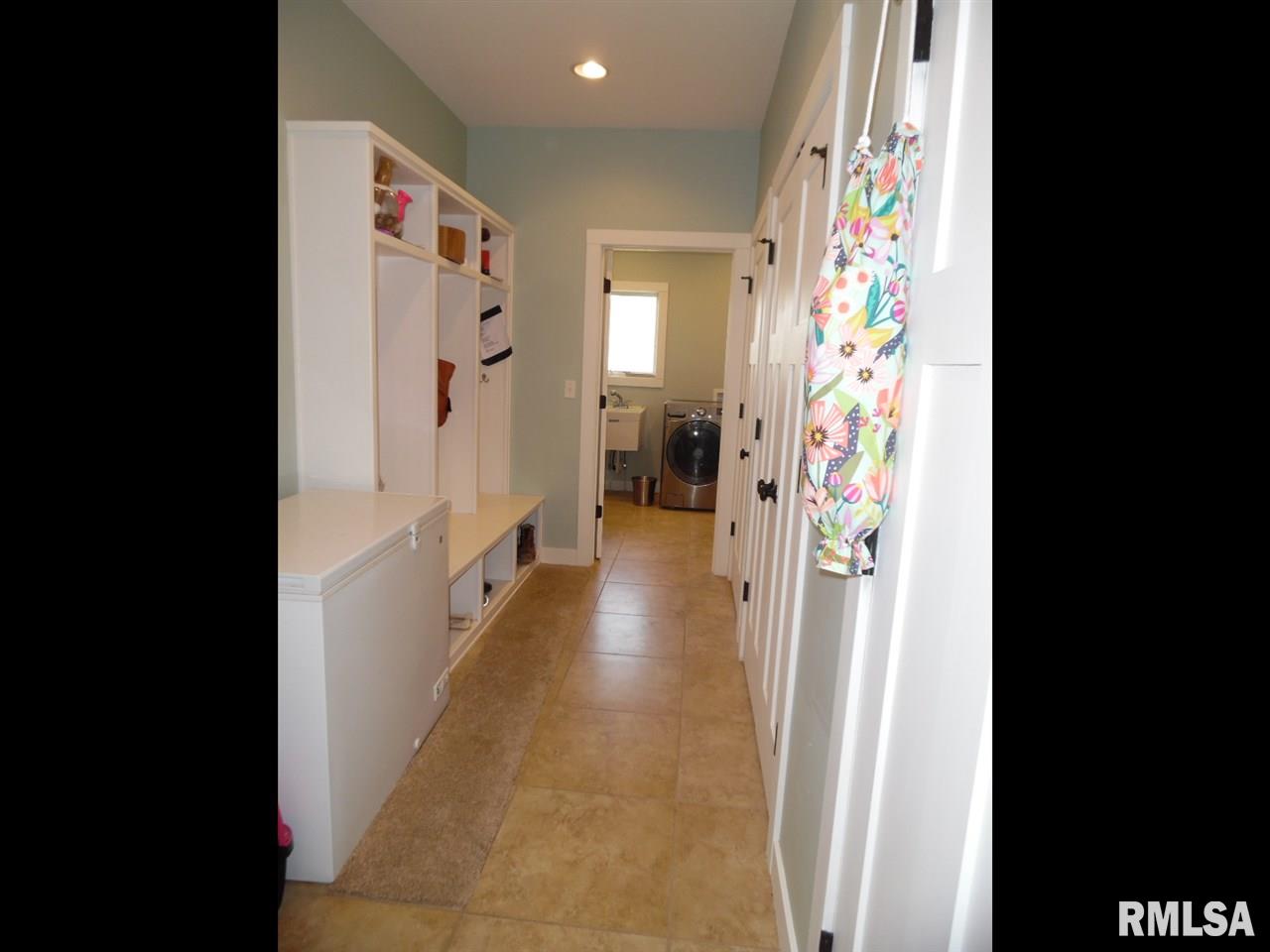 394 Claytons Way Metamora, IL 61548 - Photo 16 of 34 Gallery Image 16