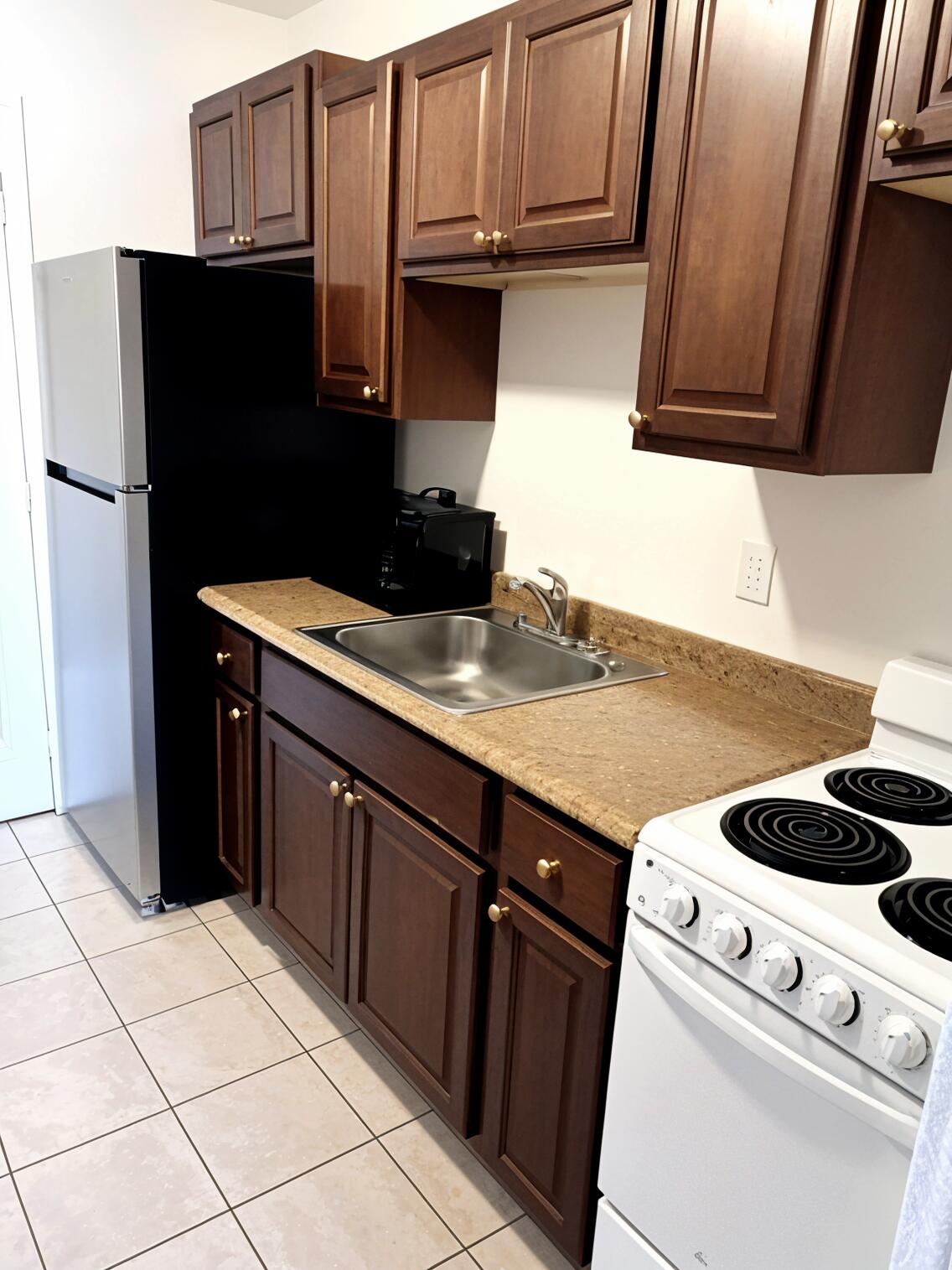 751 Hummingbird Way, Unit 2 North Palm Beach, FL 33408 - Photo 3 of 18 instantdecoai-design-deco (81)