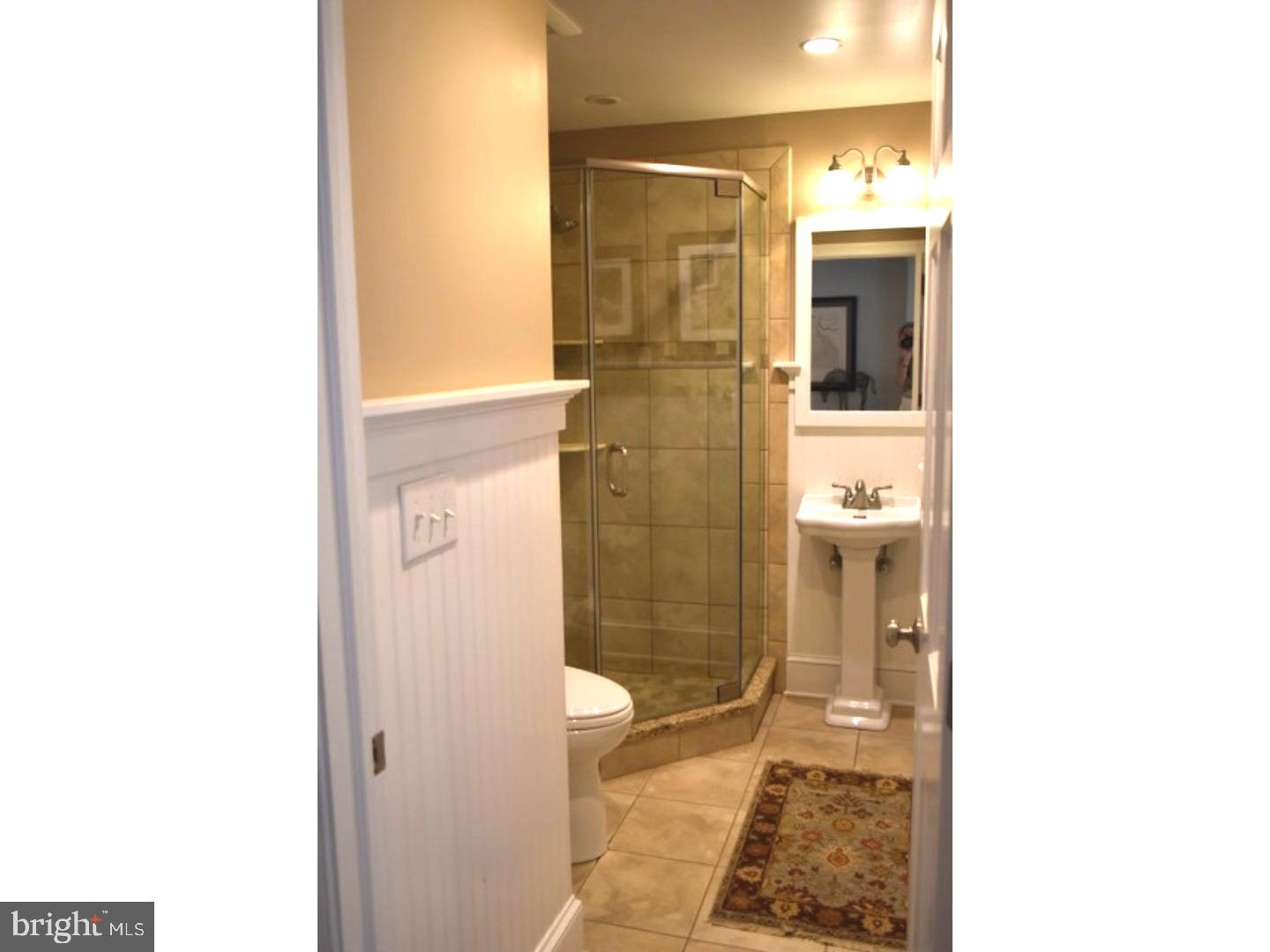 422 Witley Road Wynnewood, PA 19096 - Photo 8 of 24 Bathroom