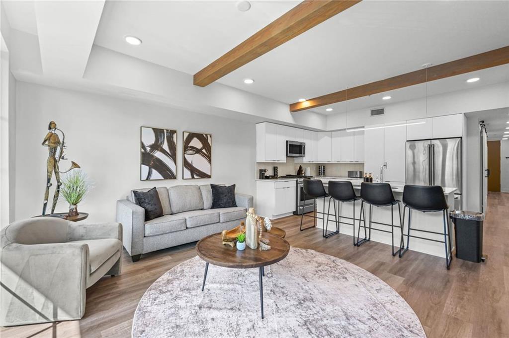 346 Peters Street Southwest, Unit 203 Atlanta, GA 30313 - Photo 1 of 28 Gallery Image 1
