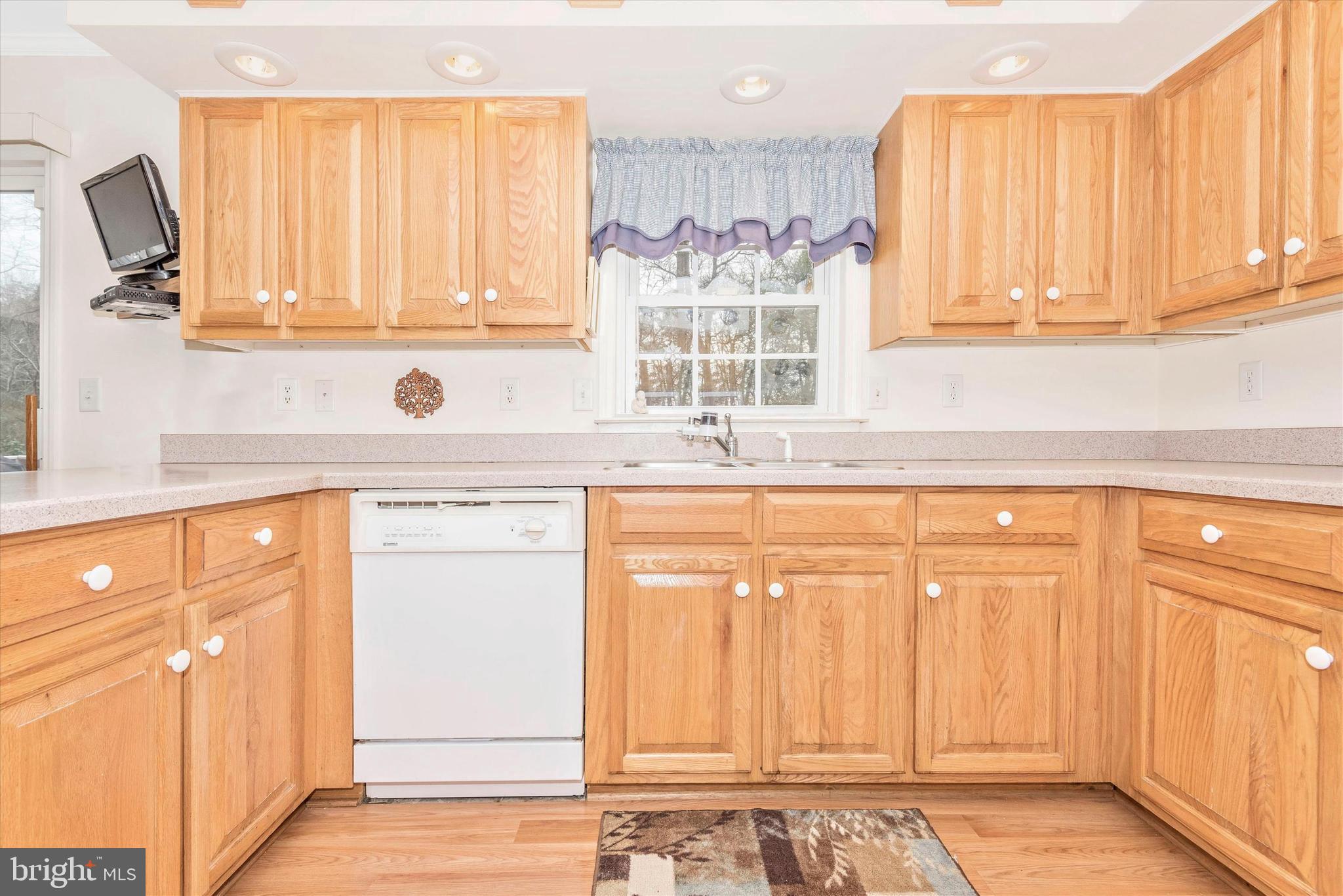 28151 Oneals Road Seaford, DE 19973 - Photo 26 of 58 Kitchen view 6