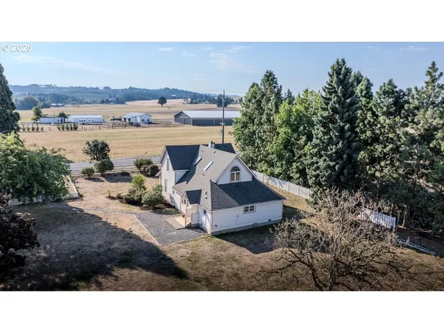 $720,000 | 36175 Highway 213, Molalla, OR 97038
