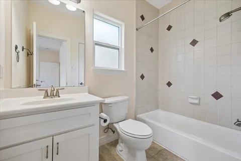 $1,949,000 | 6709 Westchester Avenue, West University Place, TX 77005