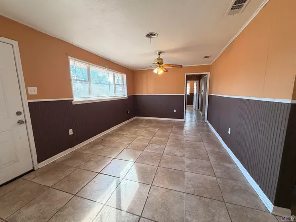 $1,200 | 38508 Highway 74, Gonzales, LA 70737