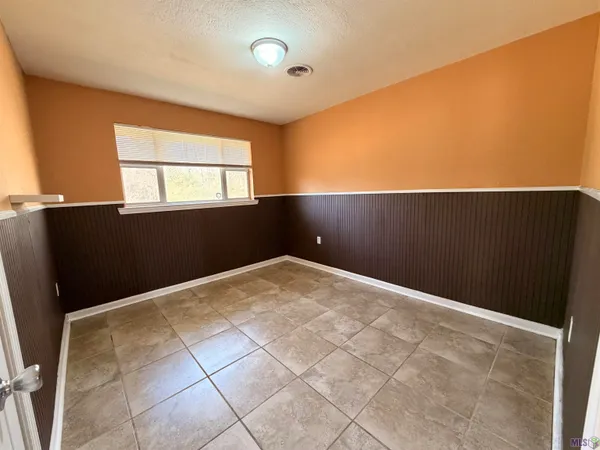 $1,200 | 38508 Highway 74, Gonzales, LA 70737