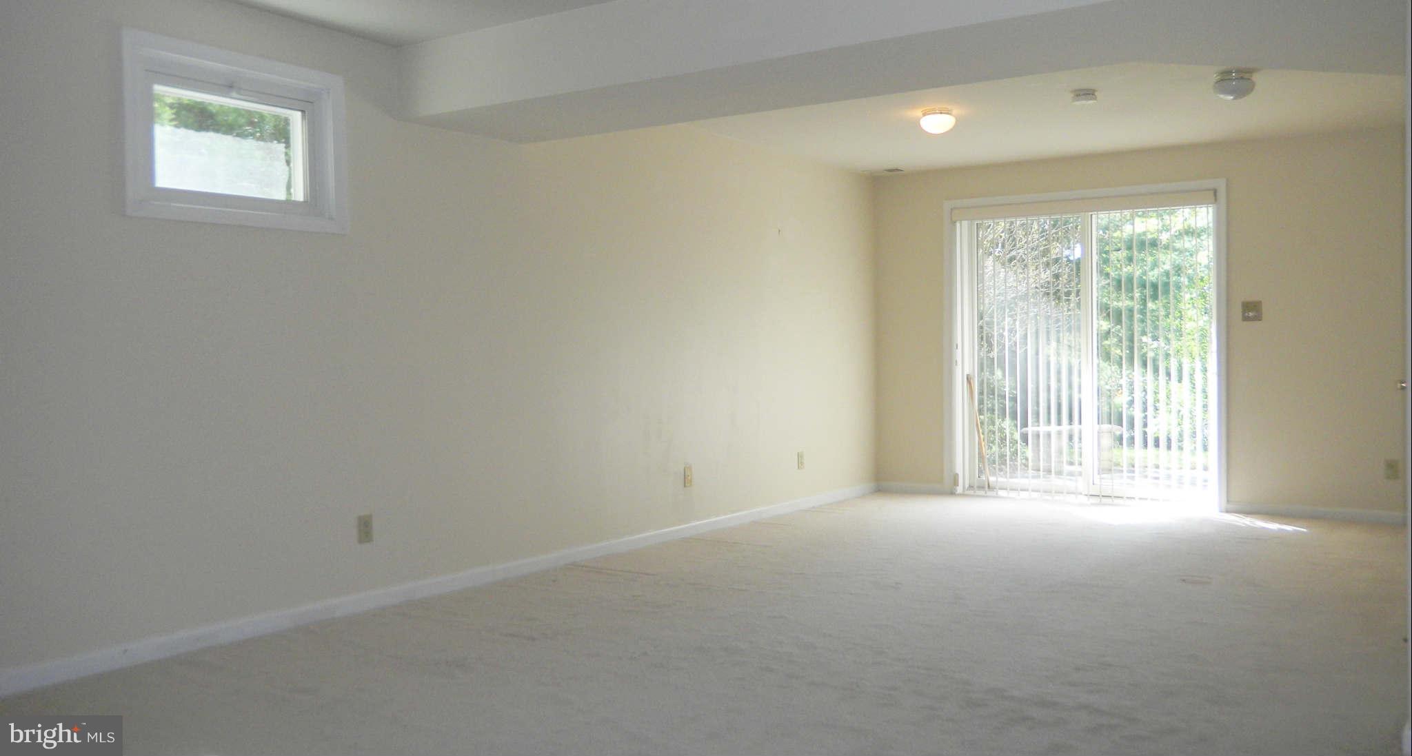 13303 Query Mill Road North Potomac, MD 20878 - Photo 15 of 30 Recreation Room W/Level Walk-out