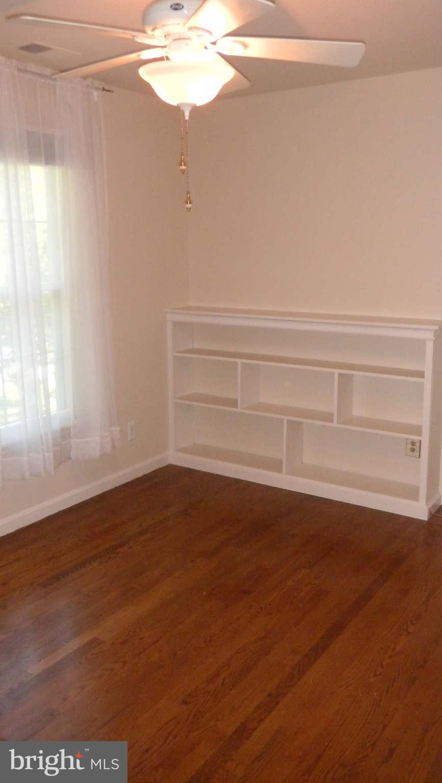 13303 Query Mill Road North Potomac, MD 20878 - Photo 26 of 30 Bedroom 3 View 2