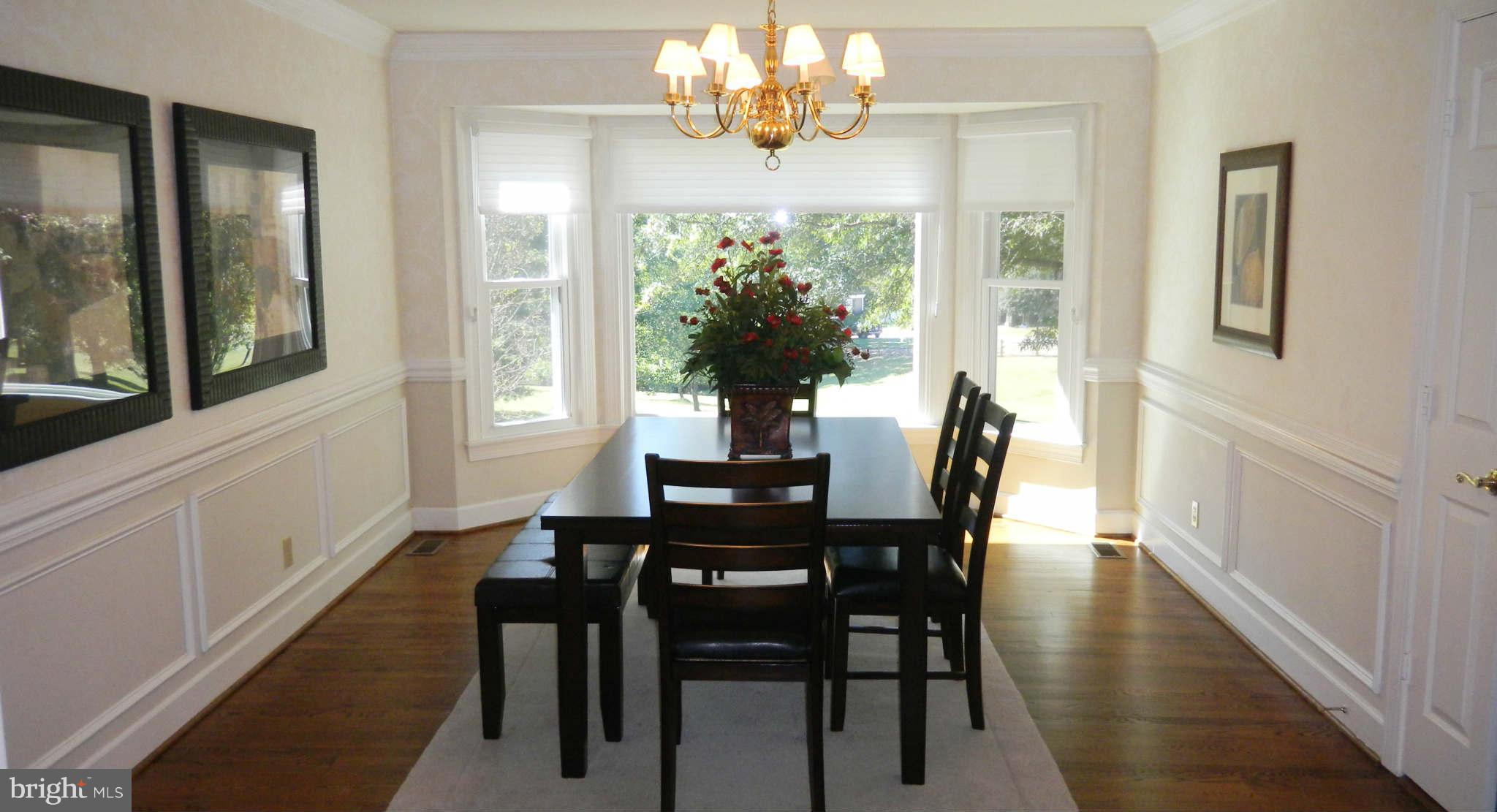 13303 Query Mill Road North Potomac, MD 20878 - Photo 7 of 30 Dining Room