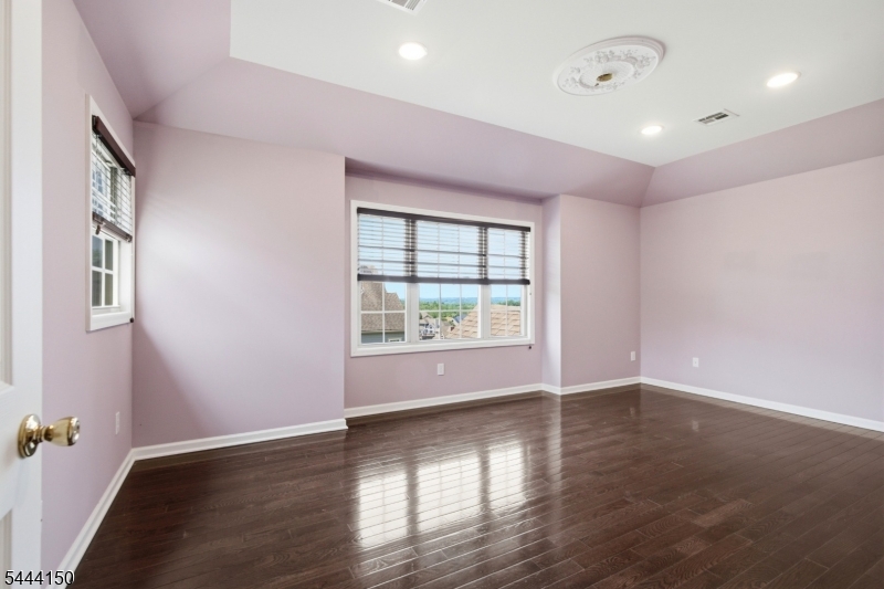 98 Tarrington Road Hamburg, NJ 07419 - Photo 35 of 40