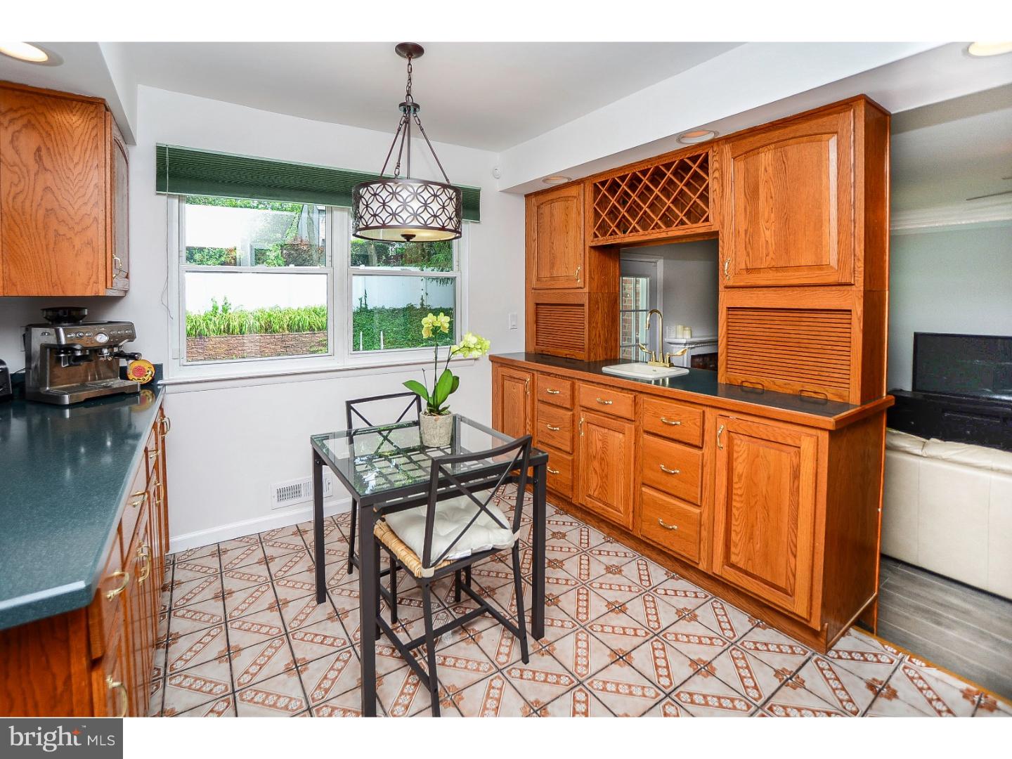 258 Tam Oshanter Road Mount Laurel, NJ 08054 - Photo 11 of 24 Gallery Image 11