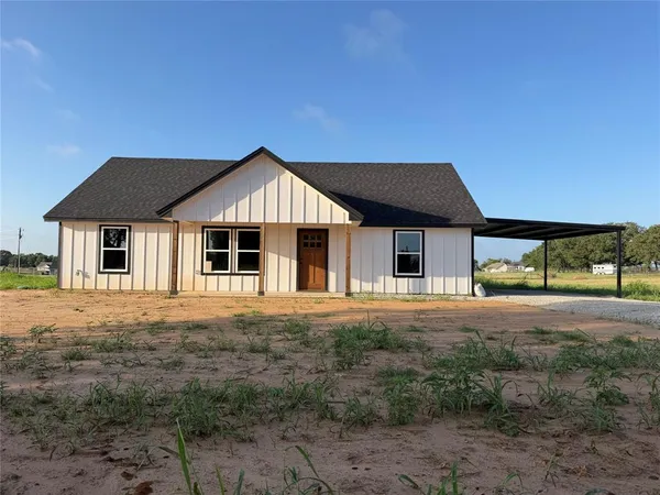 $262,500 | 2980 Knob Road, Springtown, TX 76082