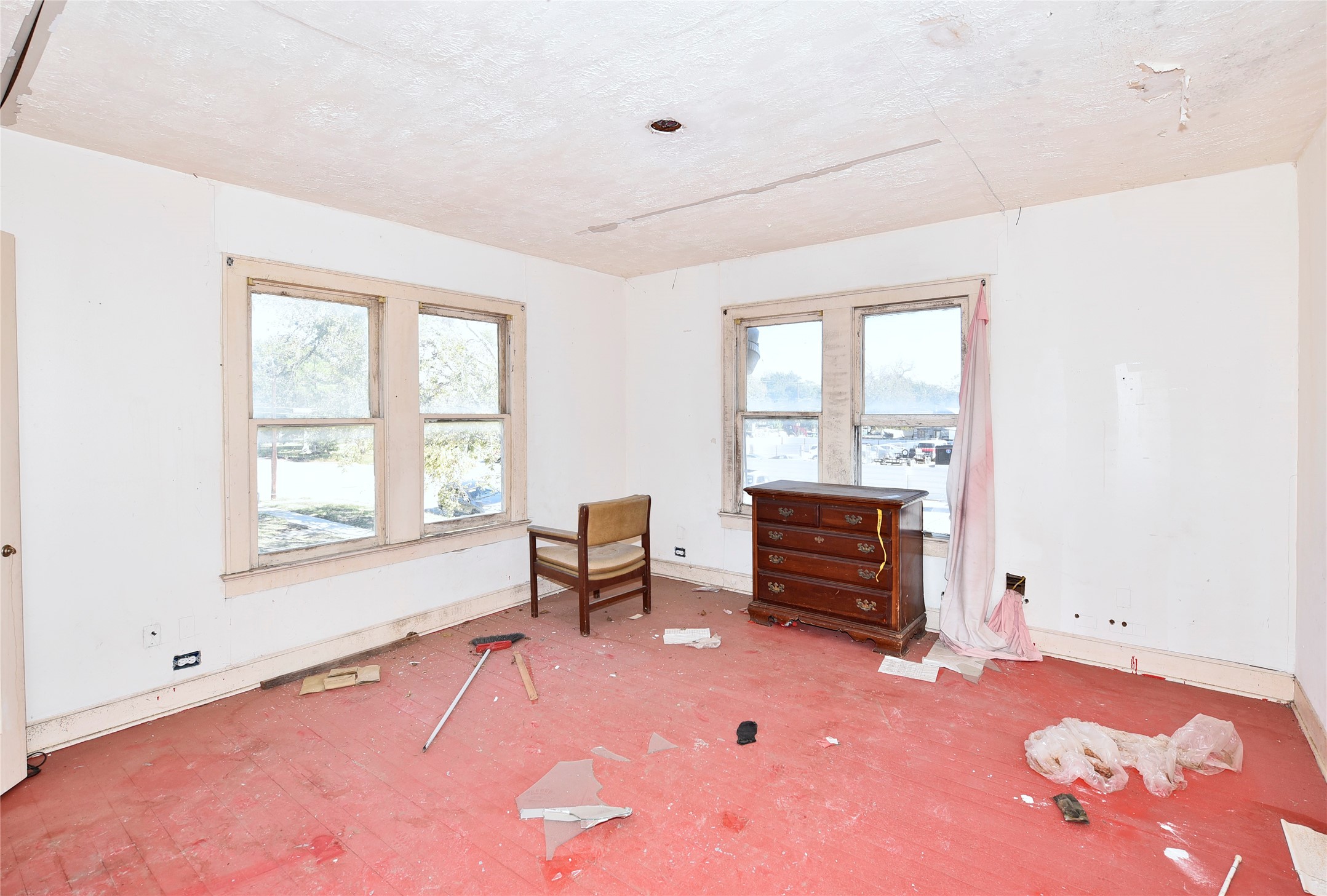 908 6th Street Rosenberg, TX 77471 - Photo 26 of 34 wooden floor and windows in a room