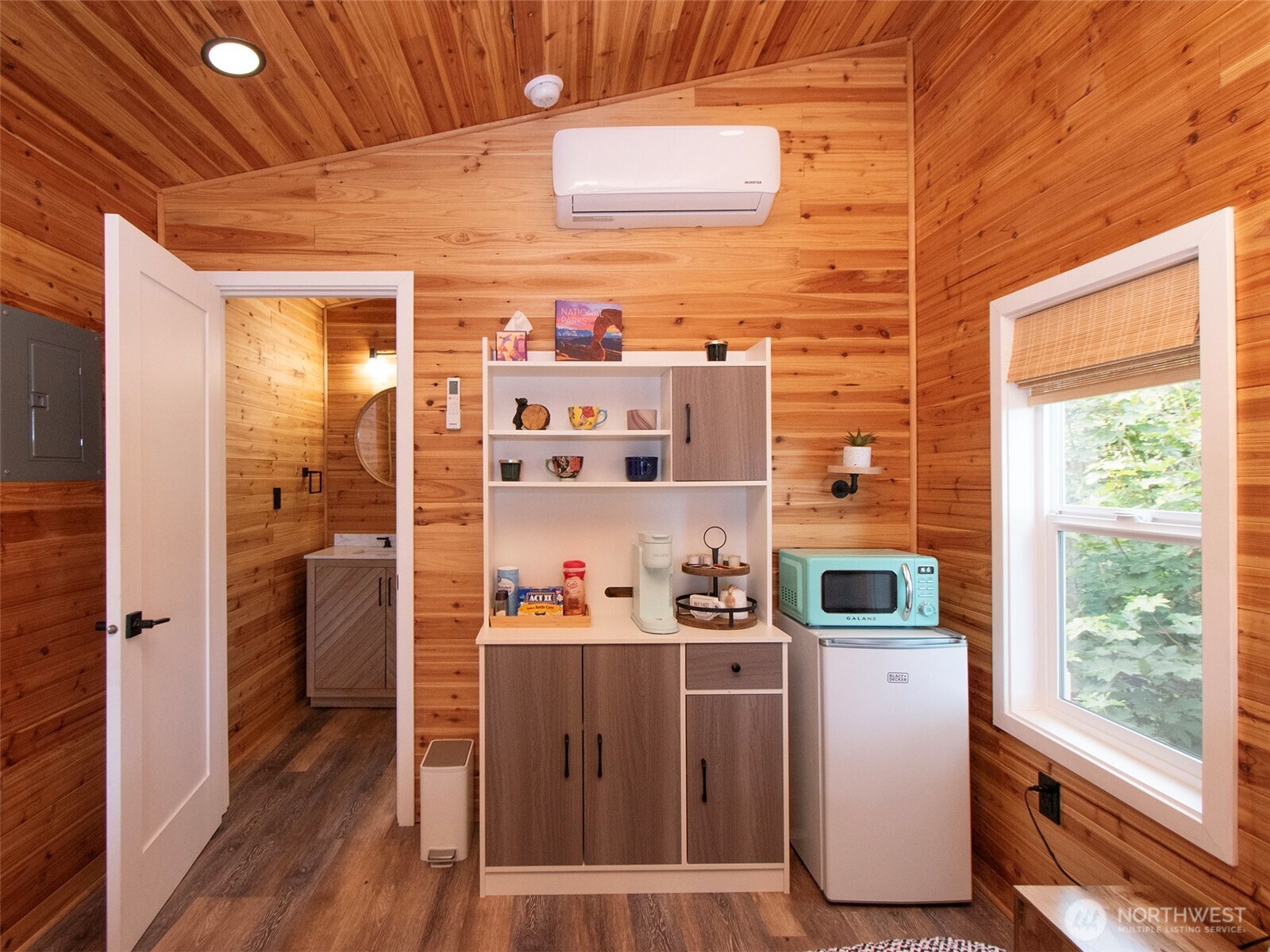 262 Break View Road Port Angeles, WA 98363 - Photo 17 of 37