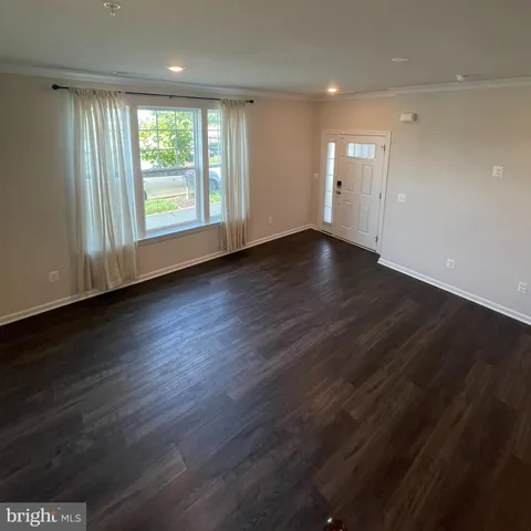 $2,400 | 4914 MacDonough Place, Frederick, MD 21703