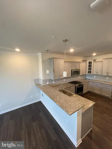 $2,400 | 4914 MacDonough Place, Frederick, MD 21703