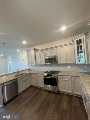 $2,400 | 4914 MacDonough Place, Frederick, MD 21703