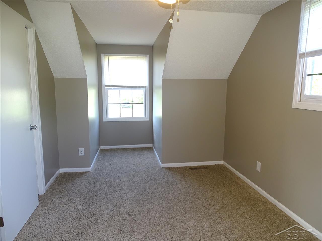 1575 West Midland Road Auburn, MI 48611 - Photo 15 of 23 3rd Bedroom