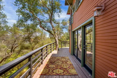 $2,195,000 | 19805 Valley View Drive, Topanga, CA 90290