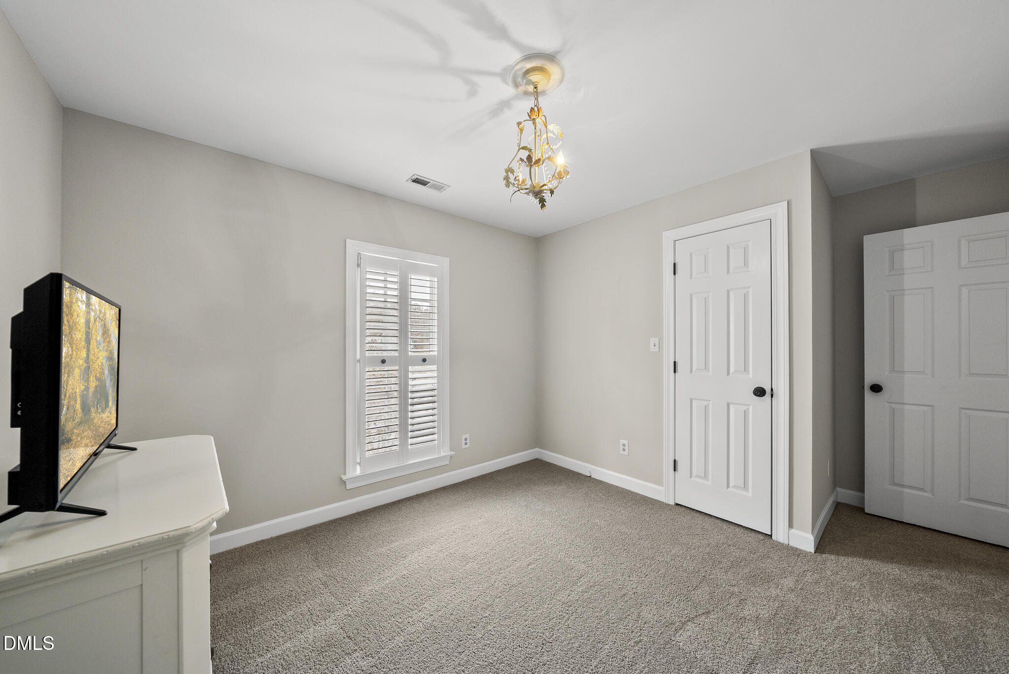 1200 Weldon Place Raleigh, NC 27608 - Photo 25 of 33 DSC05656