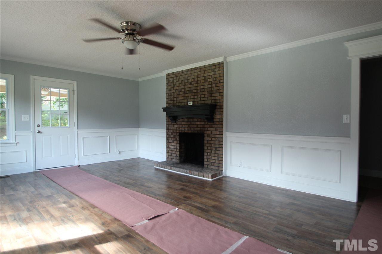 4517 Oxford Road Roxboro, NC 27574 - Photo 5 of 14