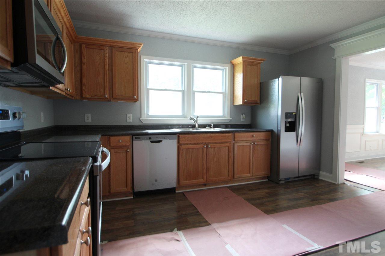 4517 Oxford Road Roxboro, NC 27574 - Photo 7 of 14