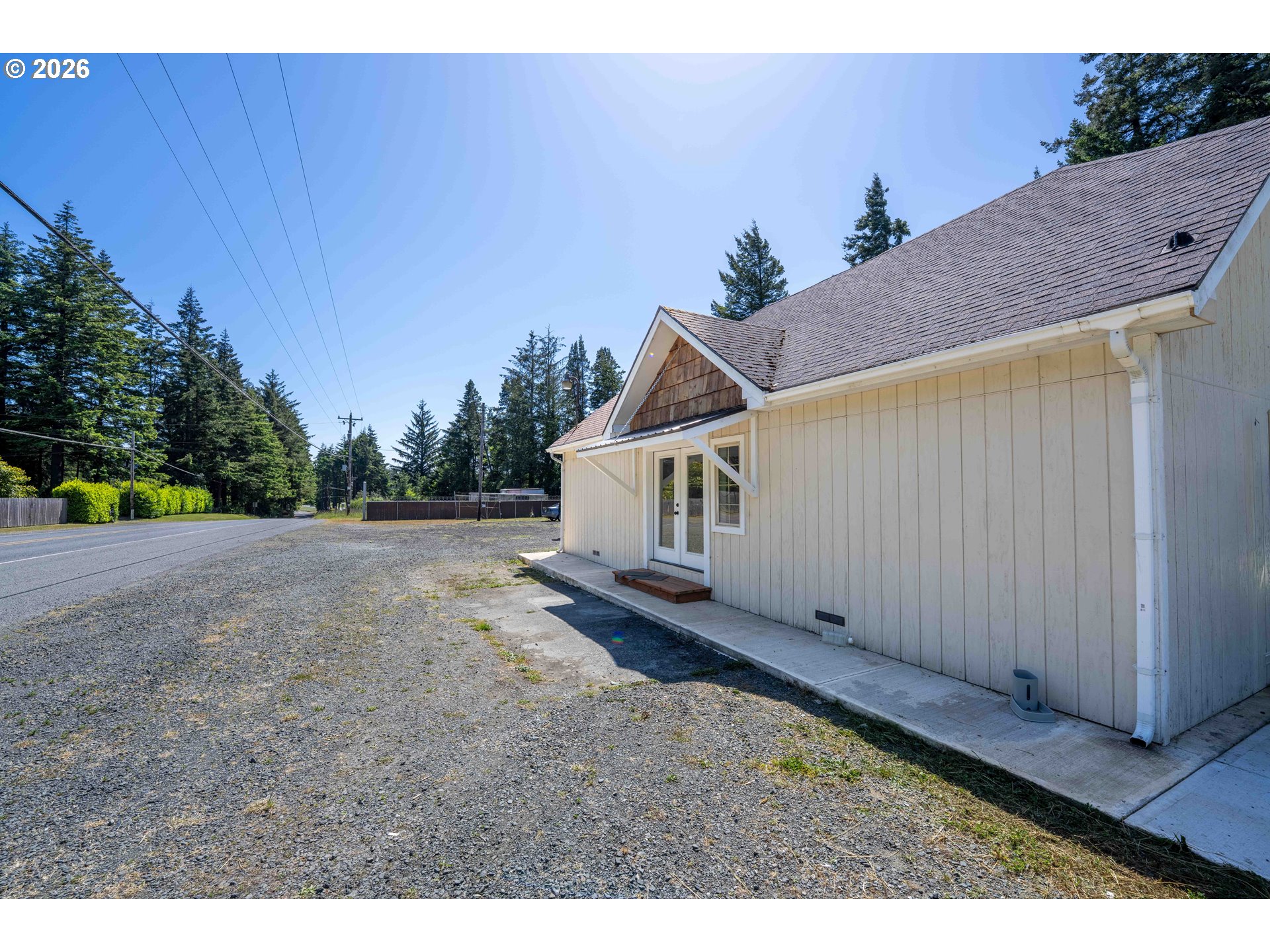 68964 Wildwood Road North Bend, OR 97459 - Photo 9 of 44