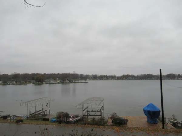 $99,900 | 3 Donnell Lake Street, Vandalia, MI 49095