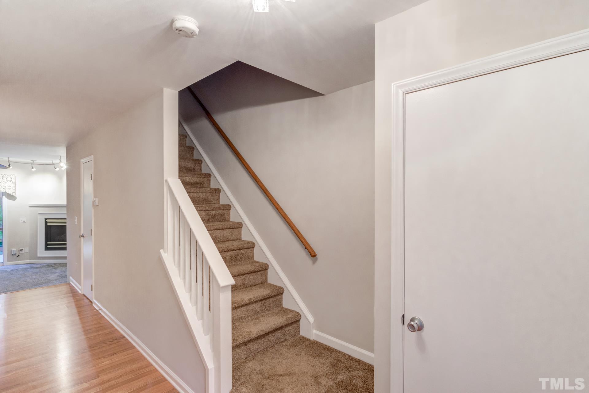 4205 Sunscape Lane Raleigh, NC 27613 - Photo 2 of 23