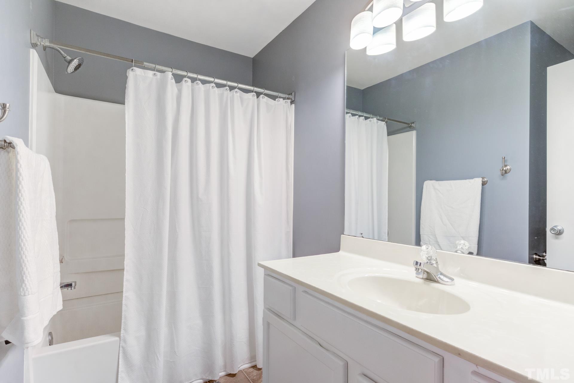 4205 Sunscape Lane Raleigh, NC 27613 - Photo 18 of 23