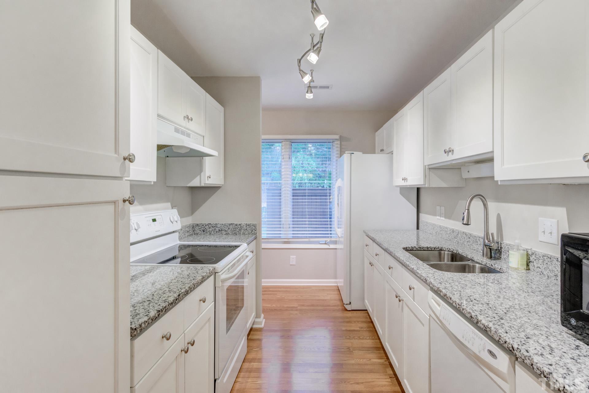 4205 Sunscape Lane Raleigh, NC 27613 - Photo 6 of 23
