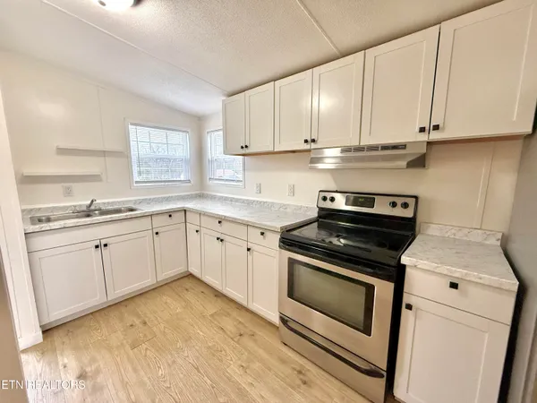 $229,900 | 328 2nd Street, Corryton, TN 37721