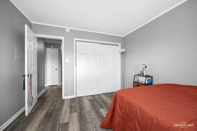 $110,000 | 18555 Hickory Court, Unit 21, Lansing, IL 60438