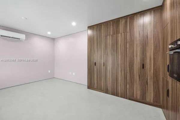 $2,100 | 8931 Northeast 2nd Avenue, Unit S3, El Portal, FL 33138