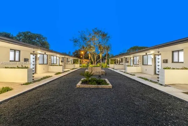 $2,100 | 8931 Northeast 2nd Avenue, Unit S3, El Portal, FL 33138