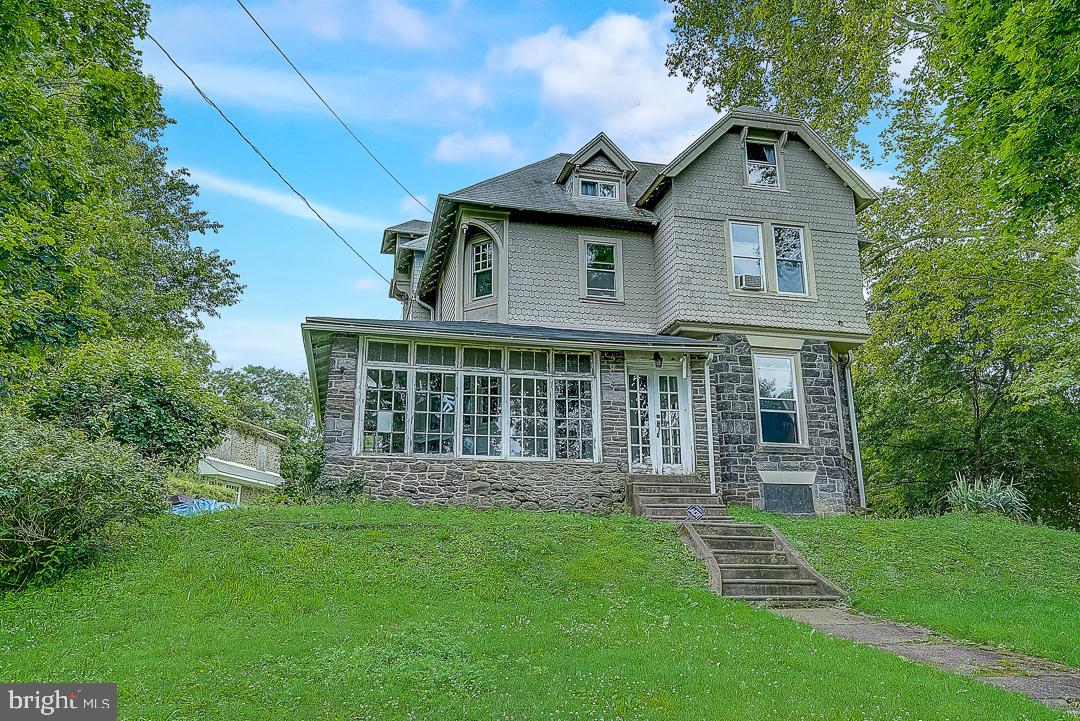 5413 Ridge Avenue Philadelphia, PA 19128 - Photo 2 of 15 Gallery Image 2