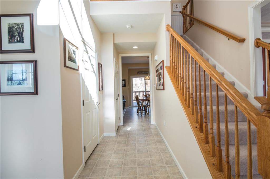 5009 Venice Road Pittsburgh, PA 15209 - Photo 2 of 25 Bright welcoming entrance.